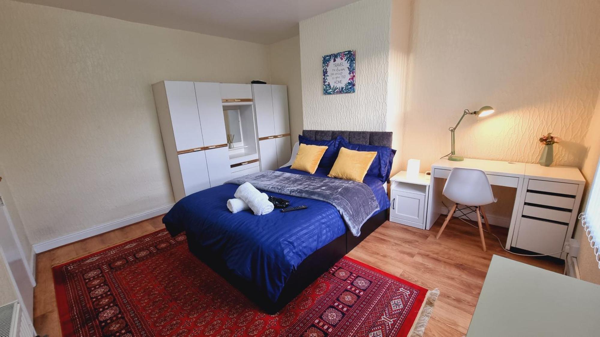 Spacious Two Bedroom House, Parking And Wifi 리즈 외부 사진